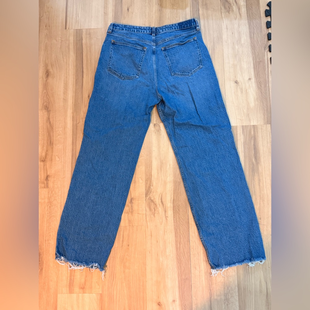 Women’s 90s Relaxed High Rise Jeans - Picture 3 of 3